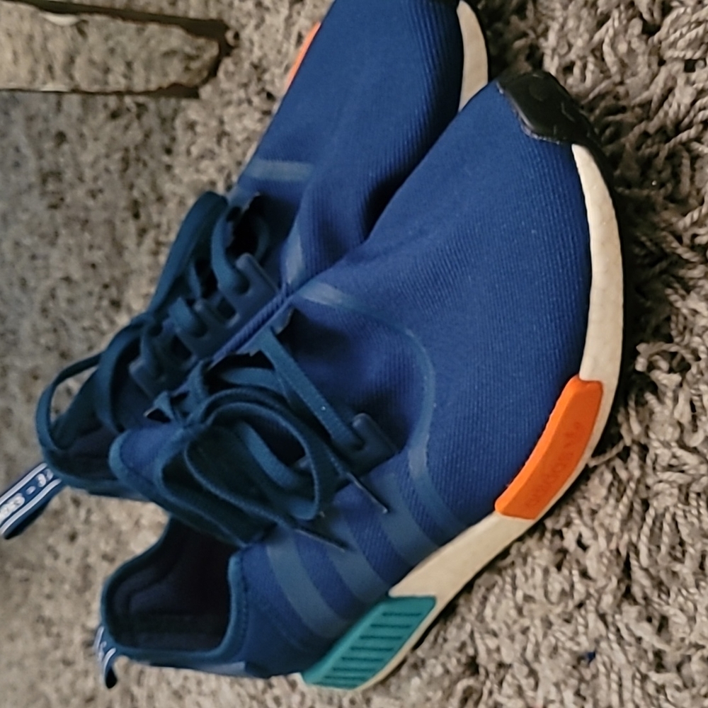 Adidas NMD R1 - Picture 11 of 11
